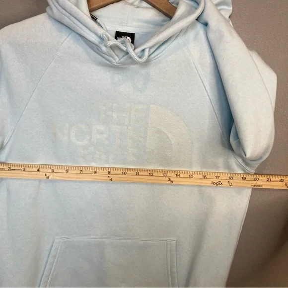 THE NORTH FACE WOMENS HOODIE, SZ-MED, BABY BLUE, EMBLEM AND POCKET ON FRONT - Picture 6 of 9